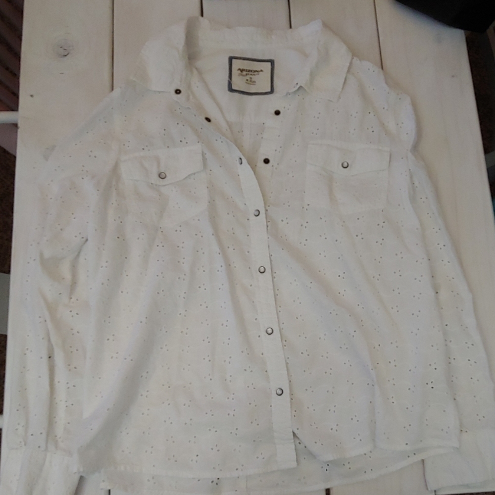 Pearl Snap. White Eyelet Long Sleeve Cowgirl Shirt